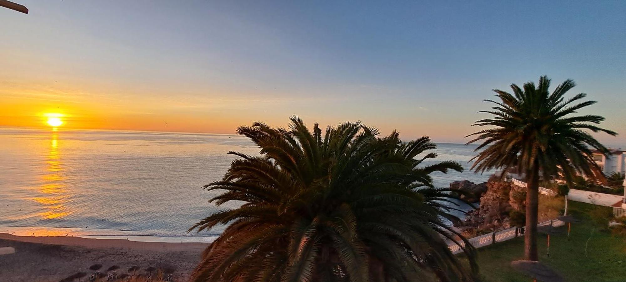 Acapulco Playa Beautiful Seaview Apartment Nerja Luaran gambar